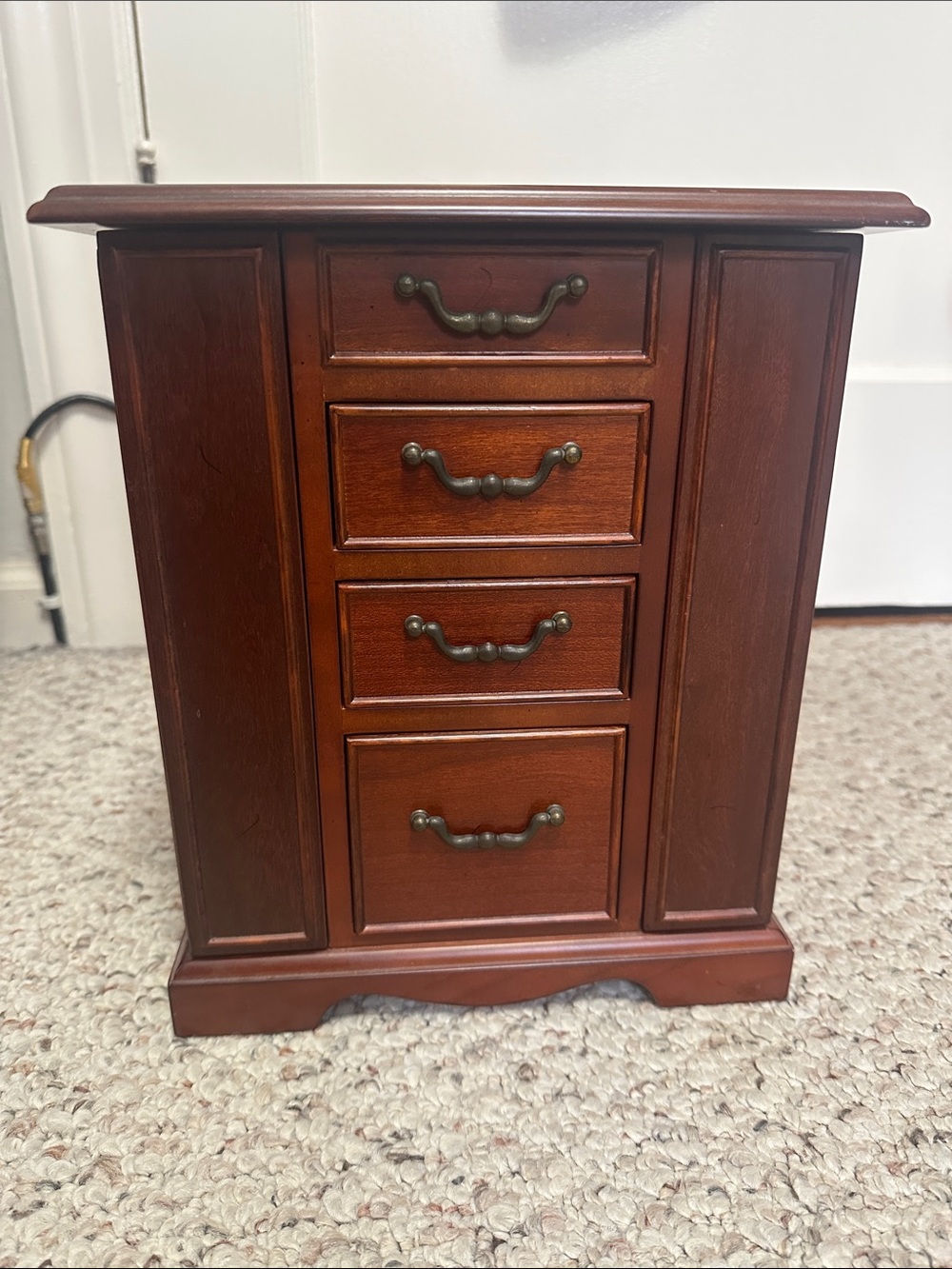 Bombay Vintage Jewelry Box 
Color, Cherry Brown